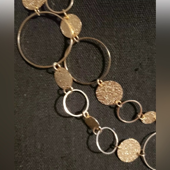 COPY - New York And Company Golden Colored Hoop Necklace NWT - Picture 3 of 4